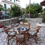 George's Appartement Ýpsos