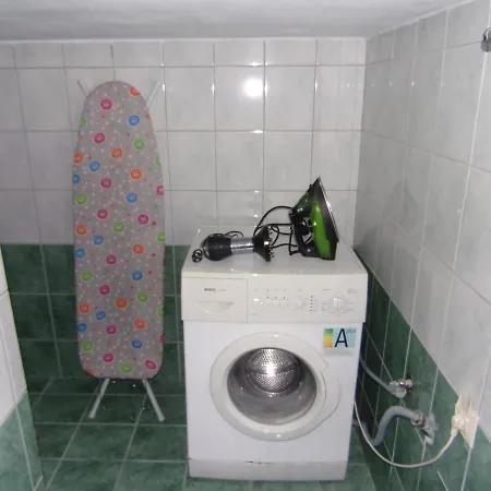 George's Appartement Ýpsos