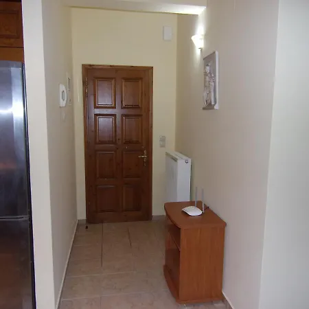 Apartment George's Ýpsos
