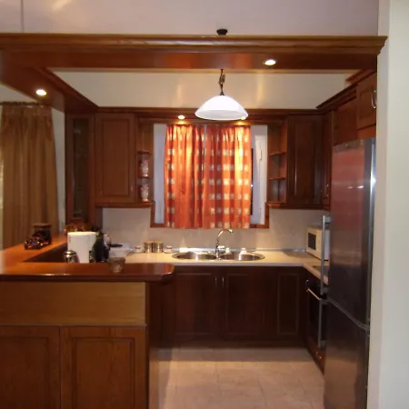 George's Appartement Ýpsos